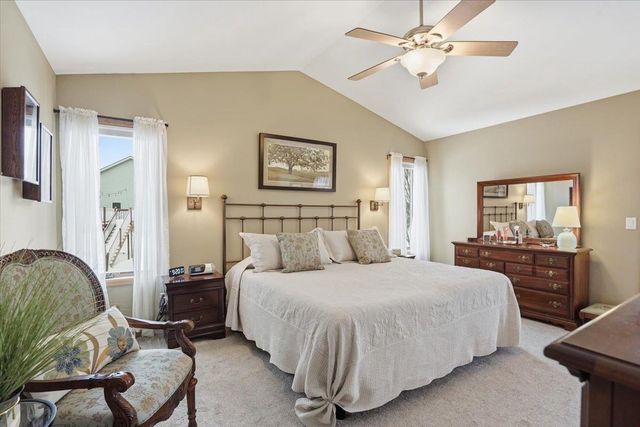 375 Alpine Parkway, Oregon, WI 53575