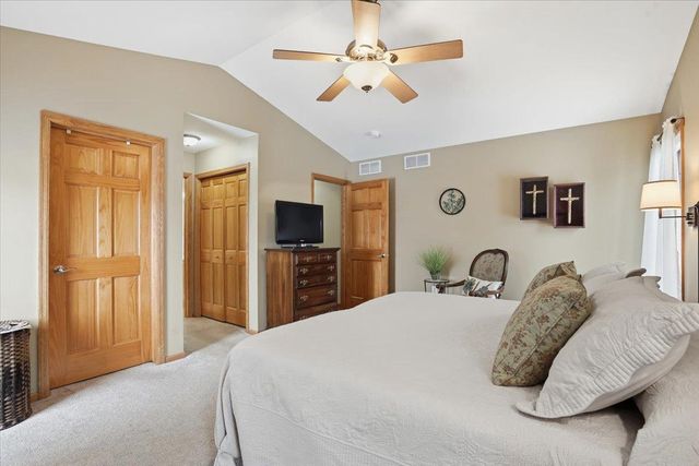 375 Alpine Parkway, Oregon, WI 53575