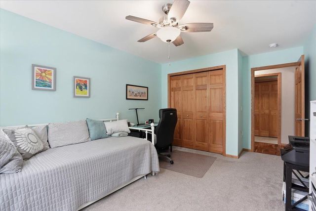 375 Alpine Parkway, Oregon, WI 53575