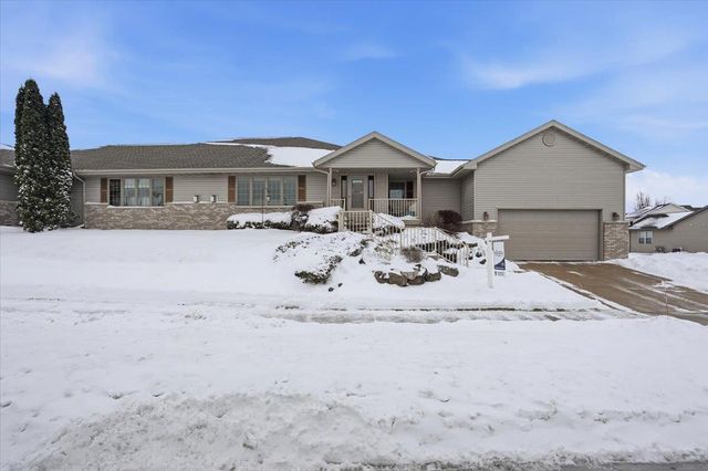 375 Alpine Parkway, Oregon, WI 53575