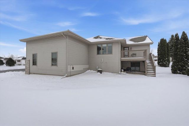375 Alpine Parkway, Oregon, WI 53575