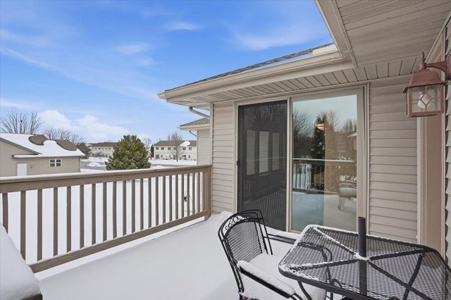 375 Alpine Parkway, Oregon, WI 53575