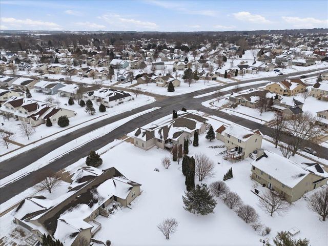 375 Alpine Parkway, Oregon, WI 53575