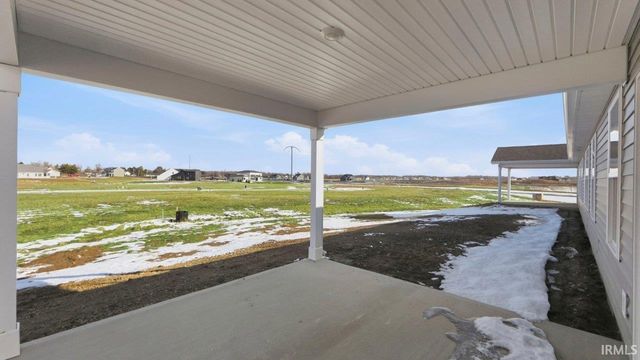 1014 Butler Lake Court, Fort Wayne, IN 46818