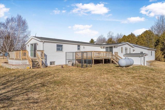 N6810 COUNTY ROAD D, Algoma, WI 54201