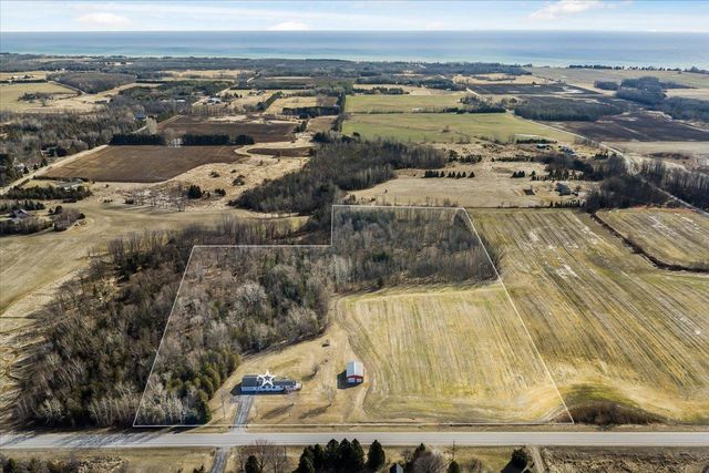 N6810 COUNTY ROAD D, Algoma, WI 54201