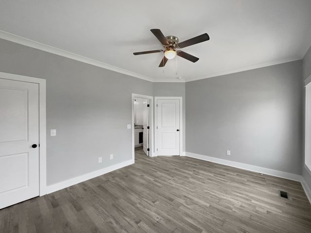 181 Rock House Hollow Rd, Bethpage, TN 37022