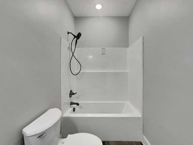 181 Rock House Hollow Rd, Bethpage, TN 37022