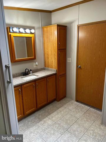 502 SHADOWCREEK LN, Williamstown, NJ 08094
