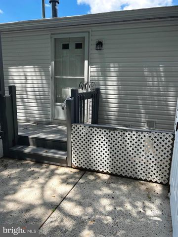 502 SHADOWCREEK LN, Williamstown, NJ 08094
