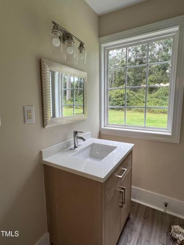 2122 Godwin Lake Road, Benson, NC 27504