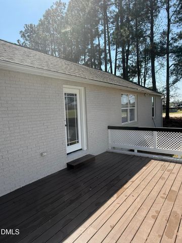 2122 Godwin Lake Road, Benson, NC 27504