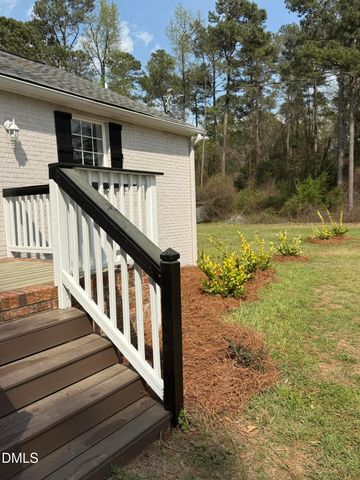 2122 Godwin Lake Road, Benson, NC 27504