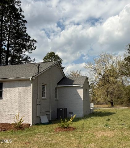 2122 Godwin Lake Road, Benson, NC 27504