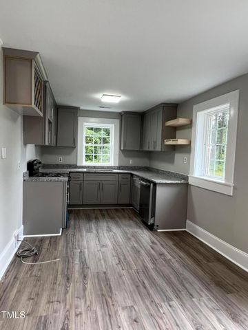 2122 Godwin Lake Road, Benson, NC 27504