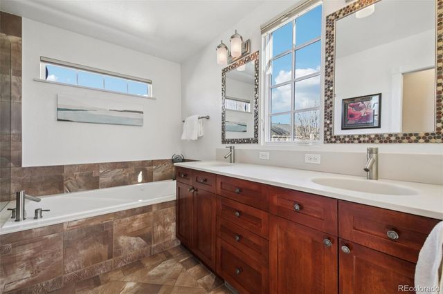 982 Roslyn Street, Denver, CO 80230