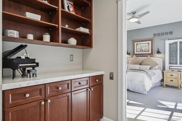 982 Roslyn Street, Denver, CO 80230