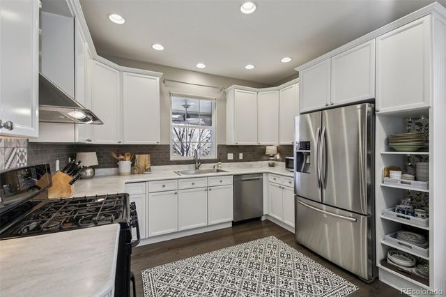 982 Roslyn Street, Denver, CO 80230