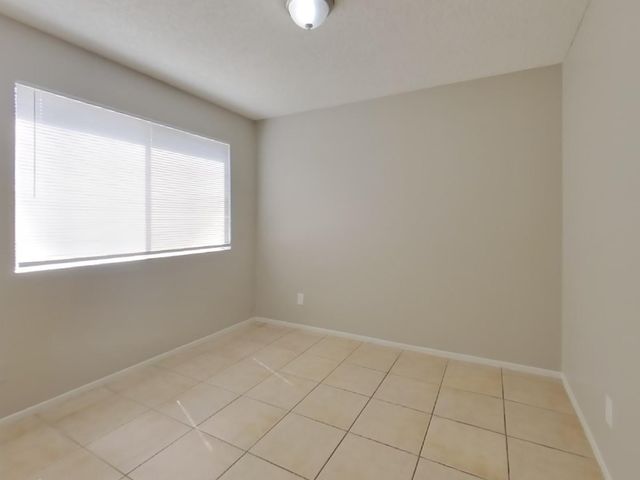 4055 W Desert Cove Avenue, Phoenix, AZ 85029