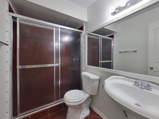4055 W Desert Cove Avenue, Phoenix, AZ 85029