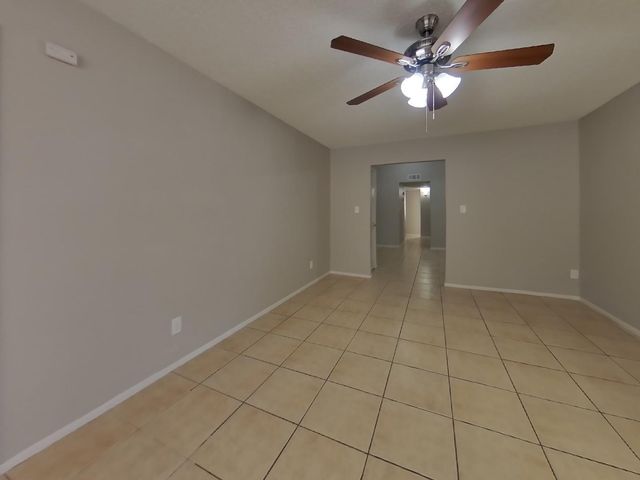 4055 W Desert Cove Avenue, Phoenix, AZ 85029