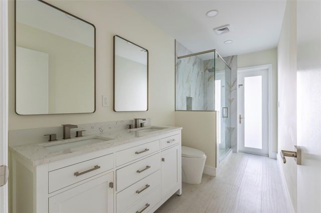 2255 NE 207th Street, Miami, FL 33180