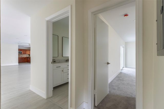 2255 NE 207th Street, Miami, FL 33180