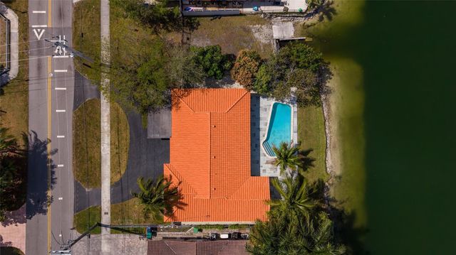 2255 NE 207th Street, Miami, FL 33180