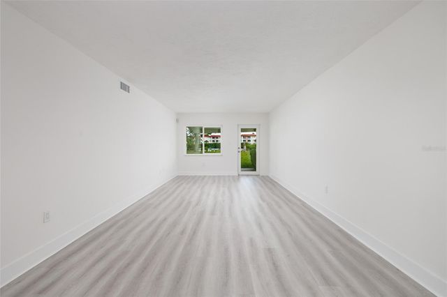 4550 OVERLOOK DRIVE NE 154, St Petersburg, FL 33703