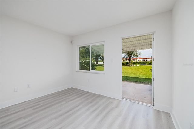 4550 OVERLOOK DRIVE NE 154, St Petersburg, FL 33703