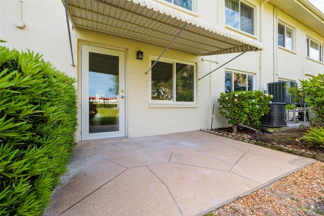 4550 OVERLOOK DRIVE NE 154, St Petersburg, FL 33703