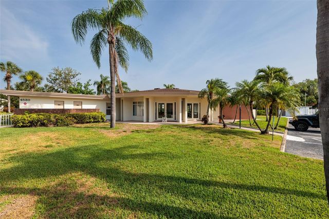 4550 OVERLOOK DRIVE NE 154, St Petersburg, FL 33703