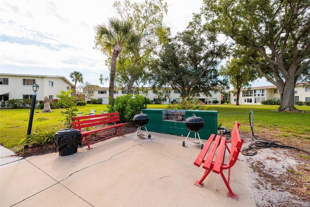 4550 OVERLOOK DRIVE NE 154, St Petersburg, FL 33703