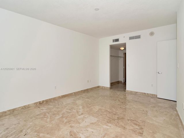 1750 N Bayshore Dr 1515, Miami, FL 33132