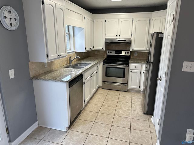 115 SW Turnbrook Drive SW, Huntsville, AL 35824