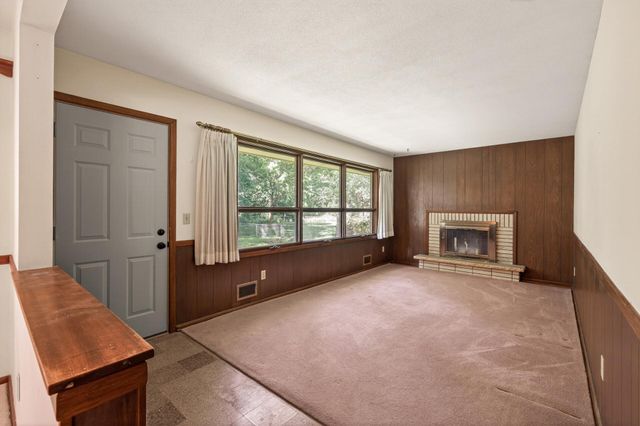 1171 132nd Lane NE, Blaine, MN 55434