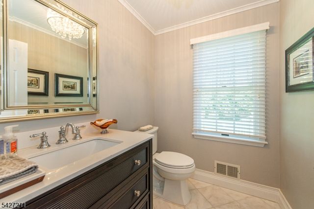 39 WINCHESTER TER, Randolph Twp., NJ 07869