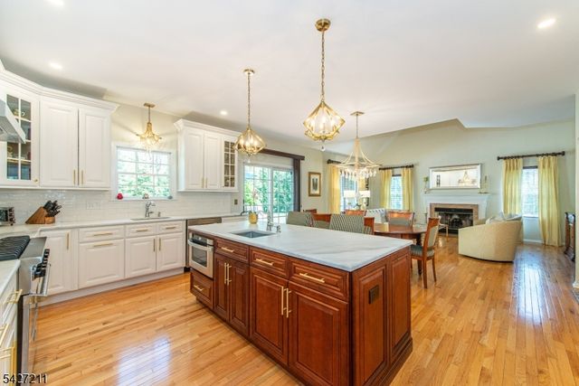 39 WINCHESTER TER, Randolph Twp., NJ 07869