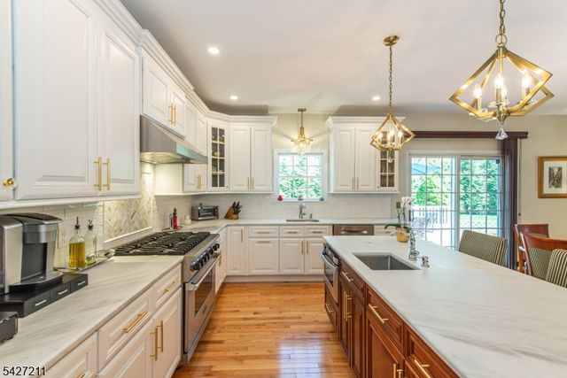 39 WINCHESTER TER, Randolph Twp., NJ 07869