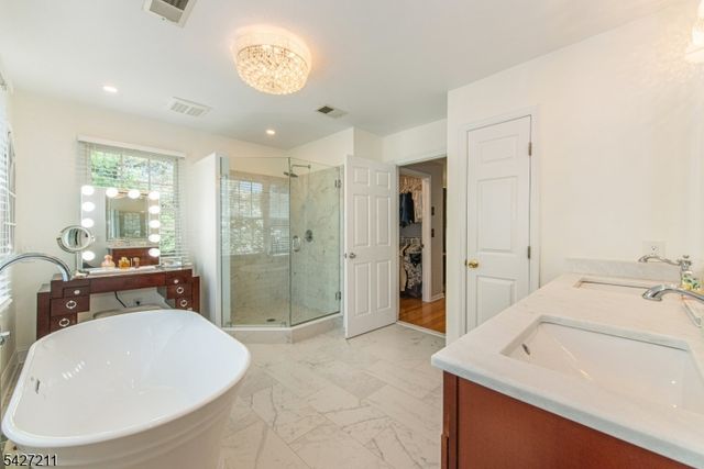 39 WINCHESTER TER, Randolph Twp., NJ 07869