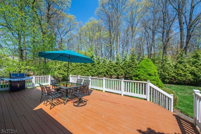 39 WINCHESTER TER, Randolph Twp., NJ 07869