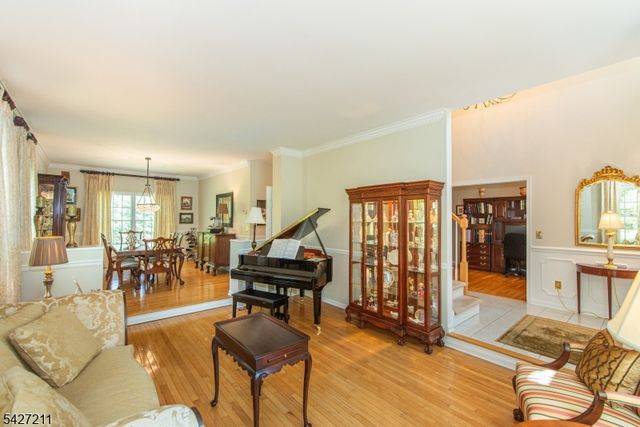 39 WINCHESTER TER, Randolph Twp., NJ 07869