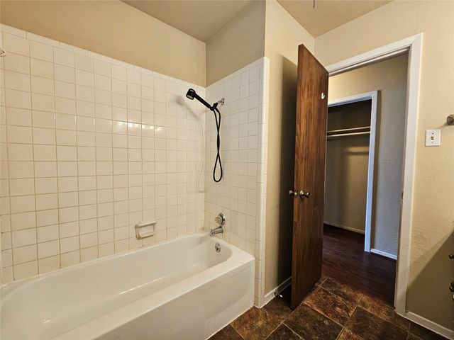 2210 Lavern Street, Arlington, TX 76013