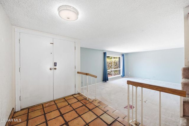 29315 Tree Hollow, Agoura Hills, CA 91301
