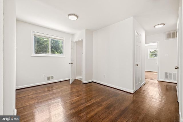 5405 MORTON PL, Riverdale, MD 20737