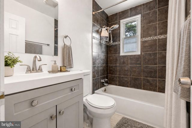 5405 MORTON PL, Riverdale, MD 20737