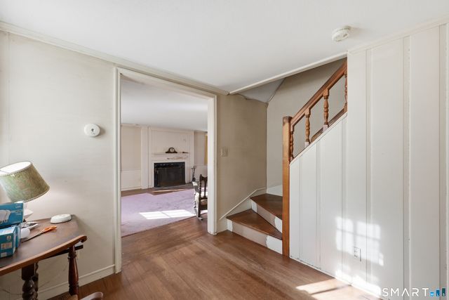 38 Roberts Lane, West Hartford, CT 06107