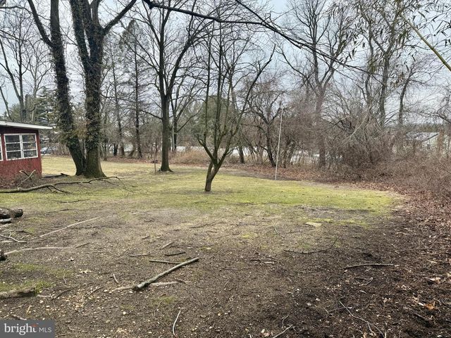 609 HURFFVILLE CROSSKEYS RD, Sewell, NJ 08080