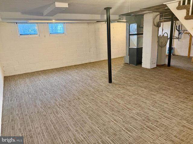 609 HURFFVILLE CROSSKEYS RD, Sewell, NJ 08080