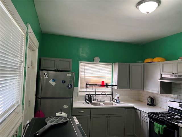 80 Post Avenue, Rochester, NY 14619